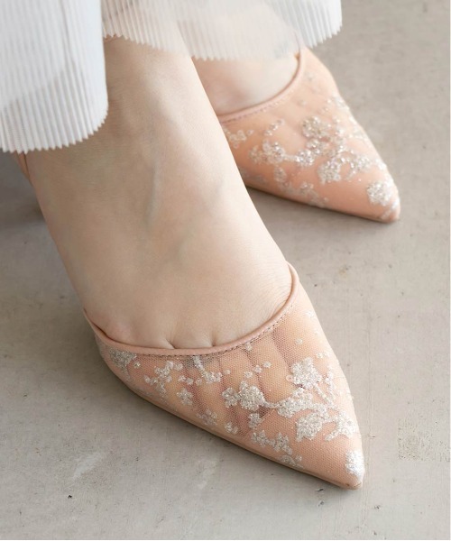 RANDA(ランダ)の「シアーセパレートパンプス(パンプス・レディース・ホワイト/ダークグレー/ベージュ・LL/L/M/S)」の14枚目の写真