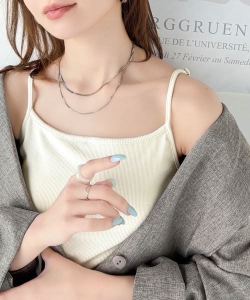 mily bilet（ミウィビレット）の「【mily bilet】オールシーズンの必需品！カップ付きホルターネック風ストラップキャミソール（キャミソール・レディース・ブラック/ブラック系その他/チャコールグレー/アイボリー・X-LARGE/LARGE/MEDIUM/SMALL）」の16枚目の写真