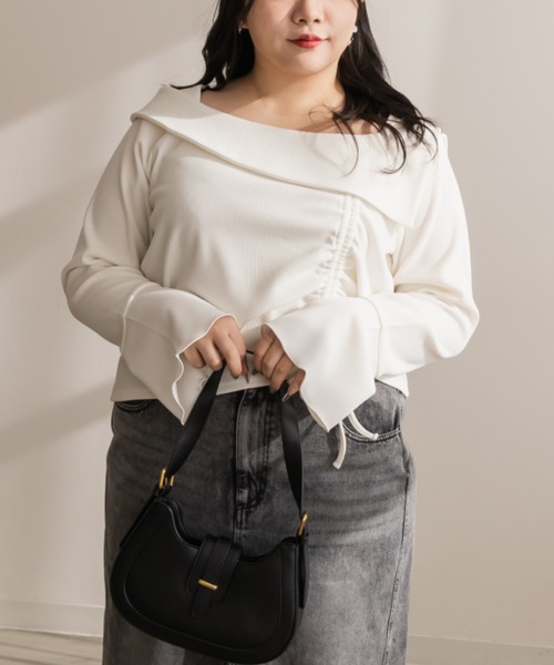 CLETTE（クレット）の「アシンメトリードロストプルオーバー（Tシャツ/カットソー・レディース・オフホワイト/ブラック・LL/3L/4L）」の4枚目の写真