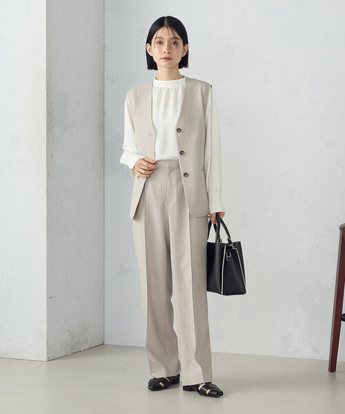 COMME CA ISM（コムサイズム）の「【ＵＶカット・吸汗速乾・接触冷感】kireri　ストレッチドライツイル　ジレ（ベスト・レディース・グレイッシュベージュ/ダークブラウン・MEDIUM/LARGE）」の7枚目の写真