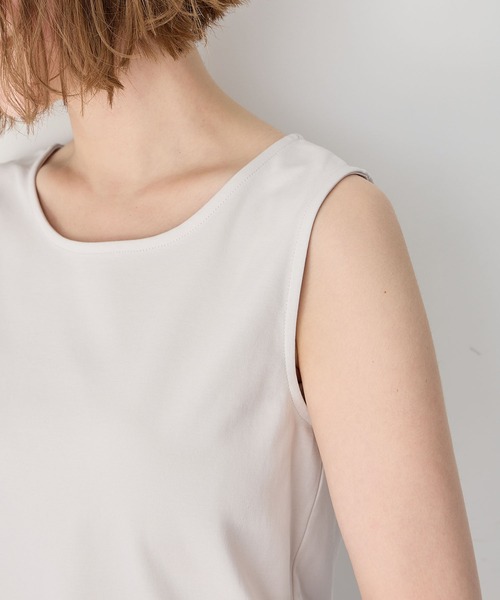 Petit Honfleur（プチオンフルール）の「【接触冷感・UVカット】タンクトップ（Tシャツ/カットソー・レディース・ブラック/グレー/ホワイト・M/L）」の7枚目の写真