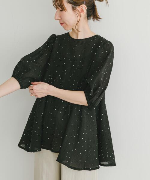 ITEMS URBANRESEARCH(アイテムズ アーバンリサーチ)の「ラメストーンシアーブラウス(シャツ/ブラウス・レディース・ホワイト/ブラック・FREE)」の2枚目の写真