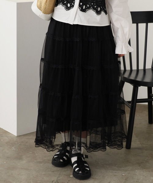 ROOPTOKYO（ループトウキョウ）の「レースモチーフ ティアードロングスカート（スカート・レディース・ブラウン/ベージュ/ブラック・FREE）」の2枚目の写真
