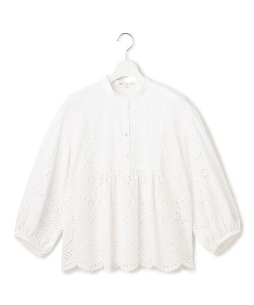 23区 L（ニジュウサンクオオキイサイズ）の「【洗える】コットンエンブロイダリー クロップド ブラウス（シャツ/ブラウス・レディース・ネイビー系/ブラック系/ホワイト系・44/46/48）」の12枚目の写真