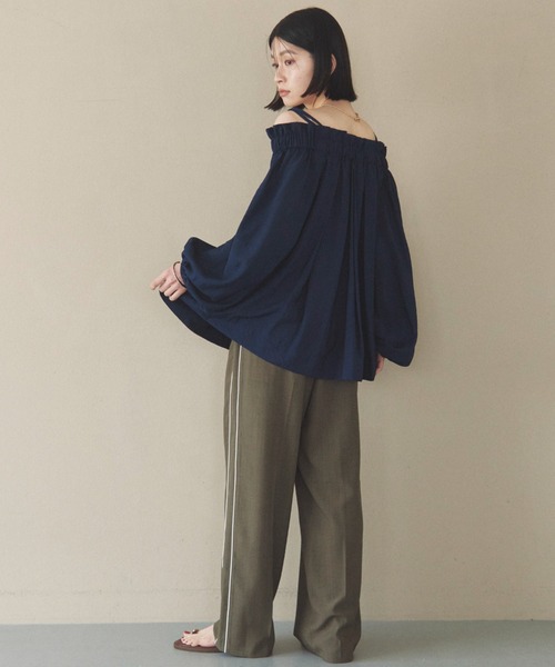 Doux archives（ドゥアルシーヴ）の「Wウエストサイドラインパンツ（その他パンツ・レディース・ネイビー/ブラウン/グレイッシュベージュ・FREE）」の17枚目の写真