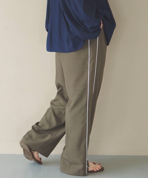 Doux archives（ドゥアルシーヴ）の「Wウエストサイドラインパンツ（その他パンツ・レディース・ネイビー/ブラウン/グレイッシュベージュ・FREE）」の22枚目の写真