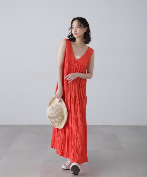 FREE'S MART（フリーズマート）の「◆ワッシャーティアードノースリーブワンピース（ワンピース・レディース・ブラック/ブラック系その他/レッド/ライトグリーン/ベージュ・SMALL/MEDIUM）」の5枚目の写真