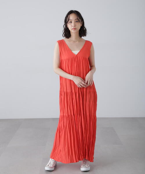 FREE'S MART（フリーズマート）の「◆ワッシャーティアードノースリーブワンピース（ワンピース・レディース・ブラック/ブラック系その他/レッド/ライトグリーン/ベージュ・SMALL/MEDIUM）」の6枚目の写真