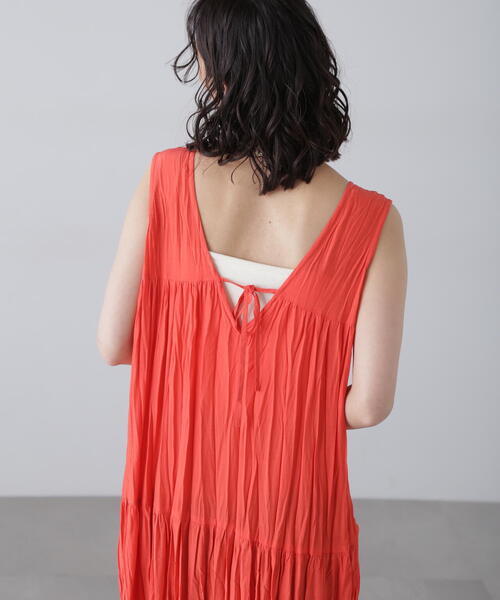 FREE'S MART（フリーズマート）の「◆ワッシャーティアードノースリーブワンピース（ワンピース・レディース・ブラック/ブラック系その他/レッド/ライトグリーン/ベージュ・SMALL/MEDIUM）」の10枚目の写真