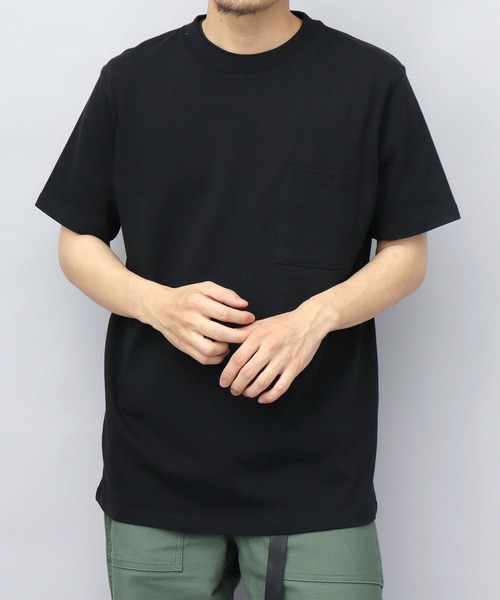Goodwear(グッドウェア)の「USAコットン 吸水速乾・接触冷感 袖リブ ポケット付き 半袖 Tシャツ レギュラーシルエット(Tシャツ/カットソー・メンズ・ホワイト/グレー/ブラック・M/L/XL)」の2枚目の写真