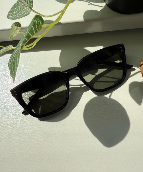 WEGO（ウィゴー）の「WEGO/フラットカラーレンズウェリントン（サングラス・レディース・ブルー/ブラウン/ブラック/その他1/ブラック系その他・FREE）」の3枚目の写真