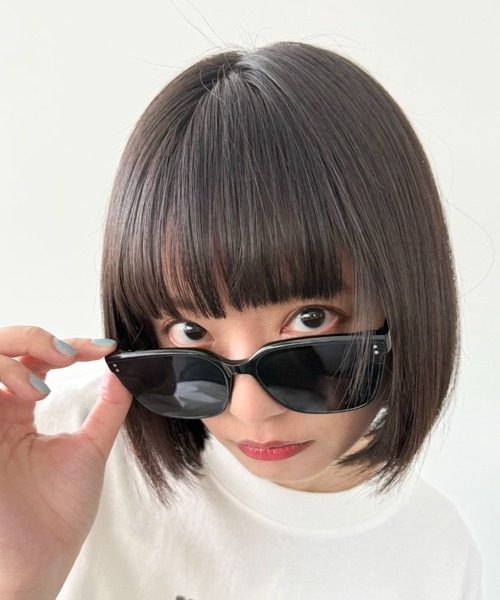 WEGO（ウィゴー）の「WEGO/フラットカラーレンズウェリントン（サングラス・レディース・ブルー/ブラウン/ブラック/その他1/ブラック系その他・FREE）」の7枚目の写真