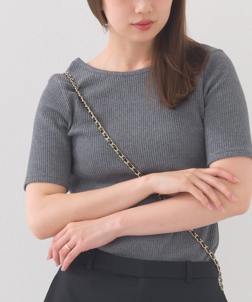 OMNES(オムネス)の「【接触冷感】 後ろV開きリブカットソー(Tシャツ/カットソー・レディース・ラベンダー/ライトブラウン/ホワイト/グレー・FREE)」の10枚目の写真