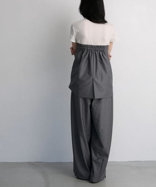 your/0w(ユアロウ)の「Tuck wide slacks / タックワイドスラックスパンツ〈セットアップ対応〉(スラックス・レディース・ブラック/グレー・M/L)」の5枚目の写真