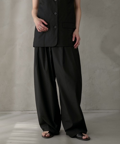 Tuck wide slacks / タックワイドスラックスパンツ