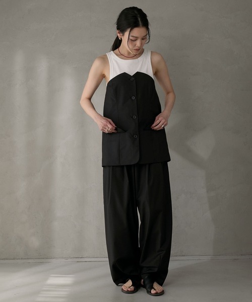 your/0w(ユアロウ)の「Tuck wide slacks / タックワイドスラックスパンツ〈セットアップ対応〉(スラックス・レディース・ブラック/グレー・M/L)」の21枚目の写真