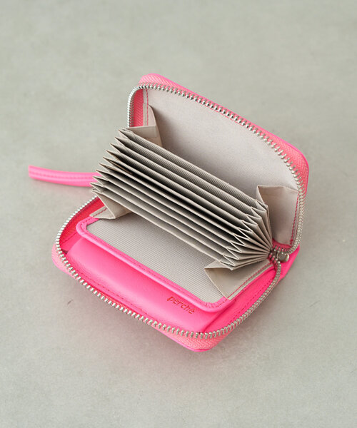 BIRTHDAY BAR（バースデイバー）の「【perche ペルケ】蛍光レザーストラップ付ジャバラカードウォレット（財布・レディース・ピンク/グリーン/イエロー・0）」の7枚目の写真