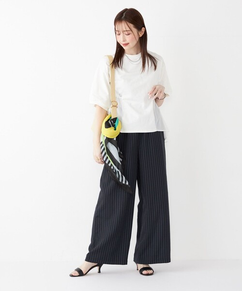 SHIPS Colors(シップス カラーズ)の「SHIPS Colors:〈洗濯機可能〉ミニ裏毛 ドッキング トップス◇(Tシャツ/カットソー・レディース・オフホワイト/ブラック/ライトグリーン/ベージュ・ONE SIZE)」の22枚目の写真