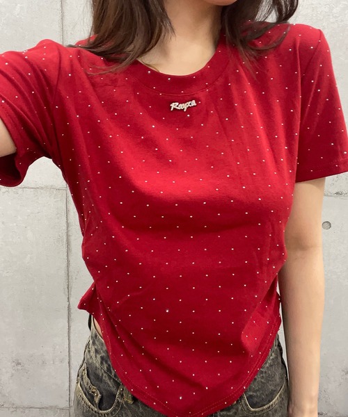 ROGER AND RAW(ロジャーアンドロウ)の「ラインストーン ショート丈Tシャツ(Tシャツ/カットソー・レディース・ホワイト/ブラック/ピンク/レッド・FREE)」の4枚目の写真
