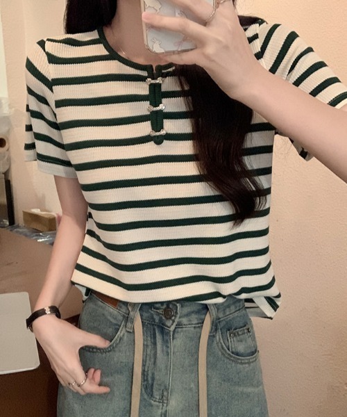 GEMEDA(ジェメダ)の「配色ボタン付きボーダートップス(Tシャツ/カットソー・レディース・グリーン/ブラック×ホワイト・M)」の14枚目の写真
