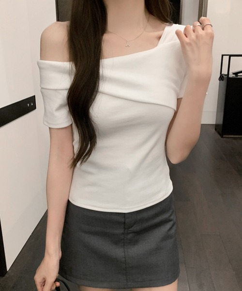 Lace Ladies(レースレディース)の「2WAY ワンショルダー アシンメトリー 半袖 リブ カットソー(Tシャツ/カットソー・レディース・グレー/ブラウン/ホワイト/ブラック・FREE)」の7枚目の写真