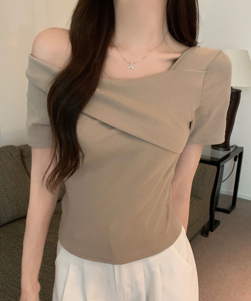 Lace Ladies(レースレディース)の「2WAY ワンショルダー アシンメトリー 半袖 リブ カットソー(Tシャツ/カットソー・レディース・グレー/ブラウン/ホワイト/ブラック・FREE)」の13枚目の写真