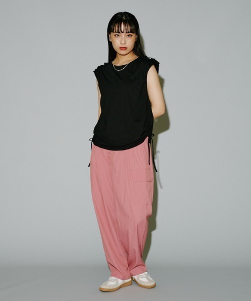 terrace（テラス）の「フリンジショルダーカットノースリーブ（その他トップス・レディース・オフホワイト/ブラック/ベージュ・MEDIUM）」の21枚目の写真