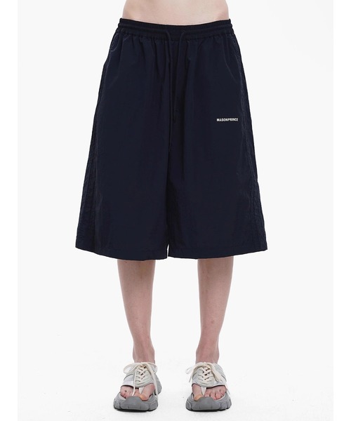 MASONPRINCE(メイソンプリンス)の「ルーズフィット ダークチェック ナイロンショーツ DK3125【MASONPRINCE】(その他パンツ・メンズ・ネイビー/レッド・L/M/S)」の2枚目の写真