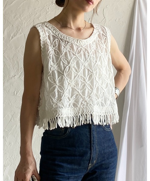 She's Closet（シーズクローゼット）の「フリンジレースクロシェ編みノースリーブベストトップス（ベスト・レディース・ホワイト/アイボリー・FREE）」の6枚目の写真