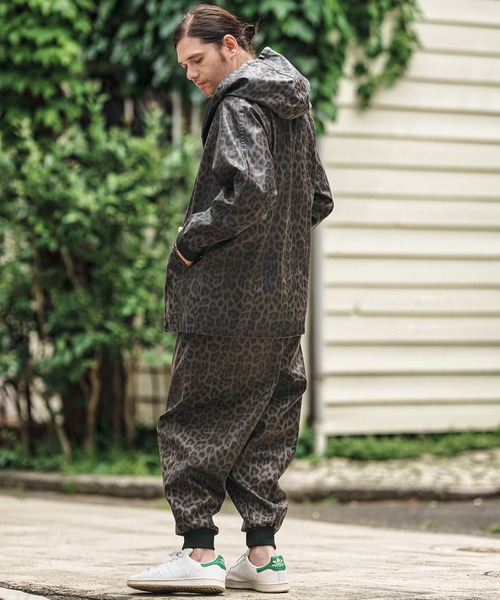 mp13804- Leopard Synthetic Leather Jogger Pants レザー
