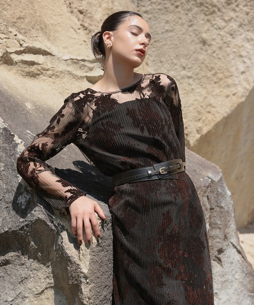 Callarus（カラルス）の「2WAYベロアフロッキープリーツ