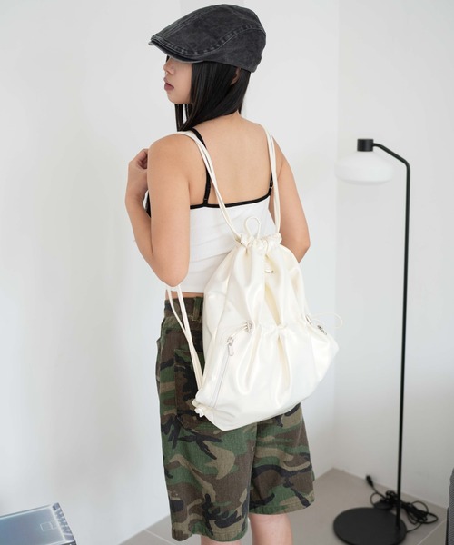 WEGO(ウィゴー)の「WEGO/【25年春夏新作】ドロストデザインナップサック(バックパック/リュック・レディース・ブラック/ブラック系その他/ホワイト系その他・FREE)」の17枚目の写真