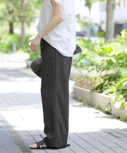 JOURNAL STANDARD relume（ジャーナルスタンダード　レリューム）の「《追加》タンブラーブッチャーイージーパンツ（その他パンツ・レディース・ダークブルー/チャコールグレー/チョコ・38/36）」の8枚目の写真