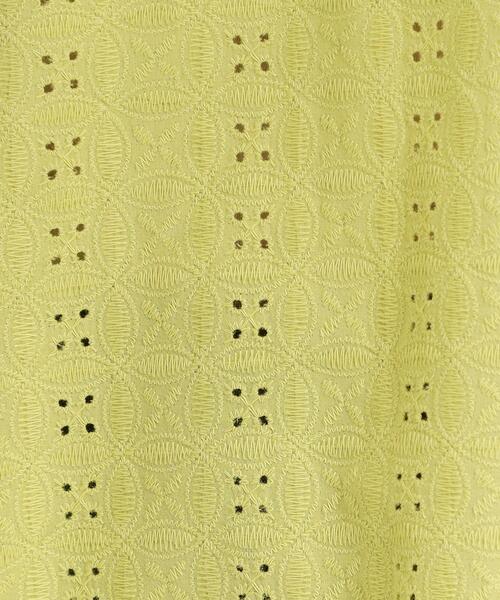 DRESKIP（ドレスキップ）の「【S-LL】抜け感とすっきり見えを叶える 刺繍レース スキッパー襟トップス（Tシャツ/カットソー・レディース・スモーキーグリーン系/オフホワイト/ブルー/ブラック/ダークブラウン・04/03/01/02）」の20枚目の写真