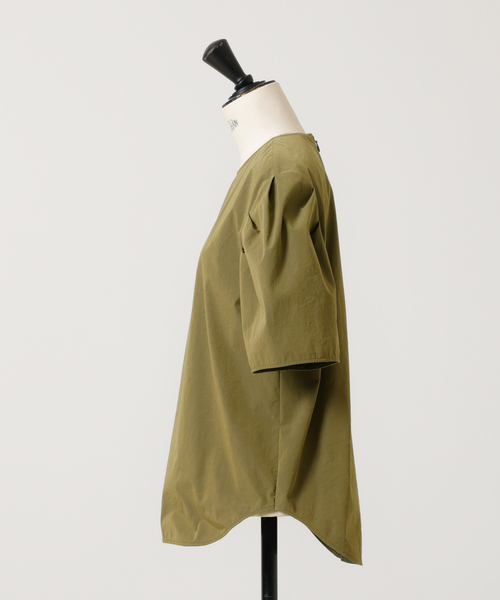 DESIGNWORKS(デザインワークス)の「タックスリーブシャツ(シャツ/ブラウス・レディース・カーキ・38)」の11枚目の写真