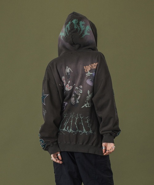 XLARGE（エクストララージ）の「MULTI LOGO ZIP UP HOODED SWEATSHIRT（パーカー・メンズ・ブラック/ブラウン/ネイビー・S/M/L/XL）」の8枚目の写真