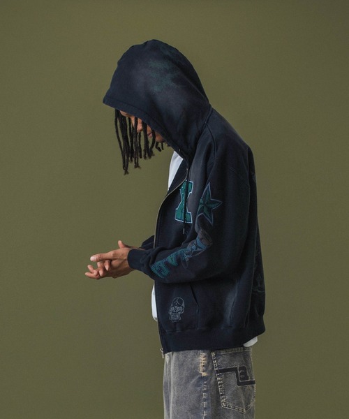XLARGE（エクストララージ）の「MULTI LOGO ZIP UP HOODED SWEATSHIRT