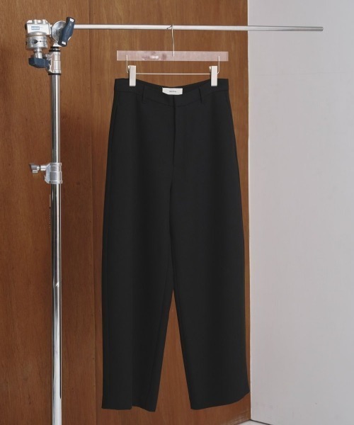 TODAYFUL（トゥデイフル）の「TODAYFUL Wide Cocoon Trousers ワイド