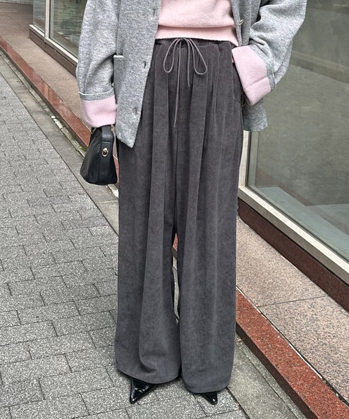 RANAN(ラナン)の「【3サイズ展開】リブ見えタックワイドイージーパンツ(その他パンツ・レディース・アイボリー/ブラック/チャコール・M/L/LL)」の15枚目の写真