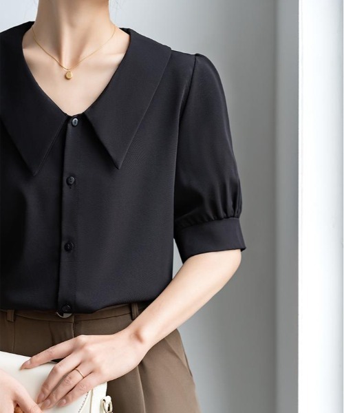 FAVORITO(ファヴォリート)の「ビッグカラー×パフスリーブ シフォンブラウス(シャツ/ブラウス・レディース・ホワイト/ブラック・M/L/XL)」の9枚目の写真