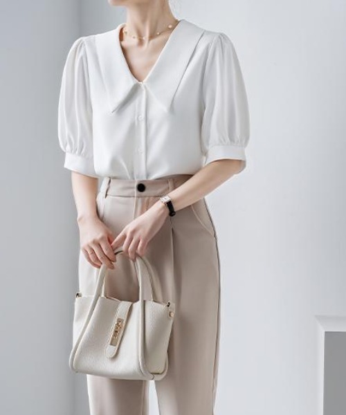 FAVORITO(ファヴォリート)の「ビッグカラー×パフスリーブ シフォンブラウス(シャツ/ブラウス・レディース・ホワイト/ブラック・M/L/XL)」の15枚目の写真