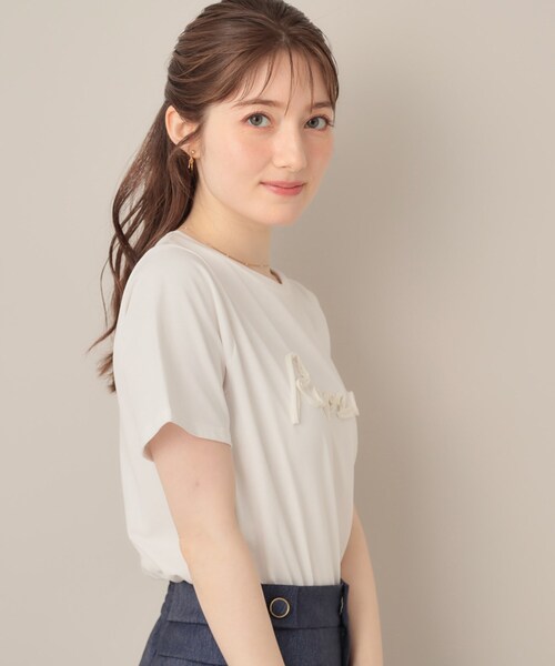 couture brooch(クチュールブローチ)の「テープ刺繍ロゴT(Tシャツ/カットソー・レディース・オフホワイト/ブラウン系その他/ブラック・38/40)」の5枚目の写真