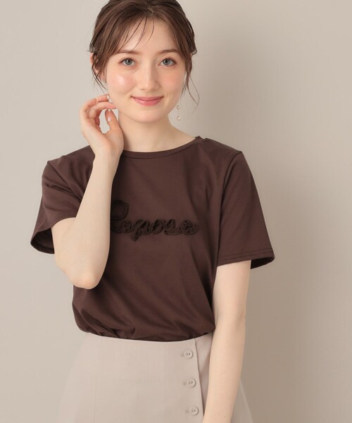 couture brooch(クチュールブローチ)の「テープ刺繍ロゴT(Tシャツ/カットソー・レディース・オフホワイト/ブラウン系その他/ブラック・38/40)」の18枚目の写真