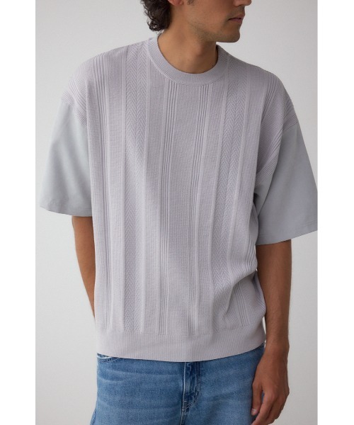 AZUL by moussy(アズールバイマウジー)の「フェイクスウェード切替ニットトップス(ニット/セーター・メンズ・ライトグレー/ブラック/ライトベージュ・FREE)」の1枚目の写真