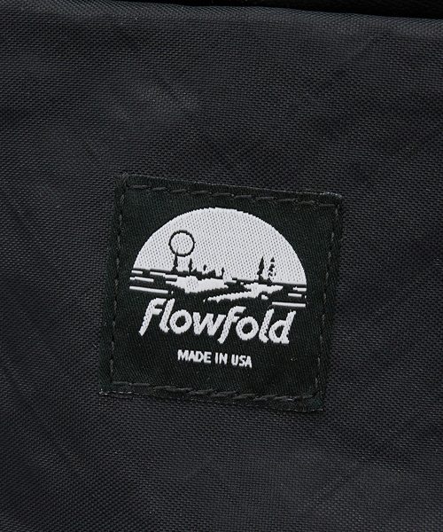 Flowfold(フローフォールド)の「【Flowfold/フローフォールド】Fanny Pack /ファニーバック/ウエストポーチ/- Large(ショルダーバッグ・メンズ・ブラック/ダークベージュ・フリー)」の7枚目の写真