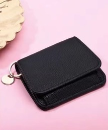 VIBGYOR（ヴィブジョー）の「urbanfemine./チャーム付きミニ財布 U7542（財布）」
