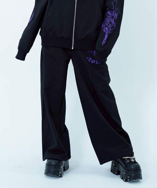 REFLEM/レフレム』クロス刺繍スウェットワイドパンツ（スウェット