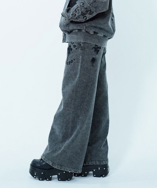 REFLEM/レフレム』クロス刺繍スウェットワイドパンツ（スウェット