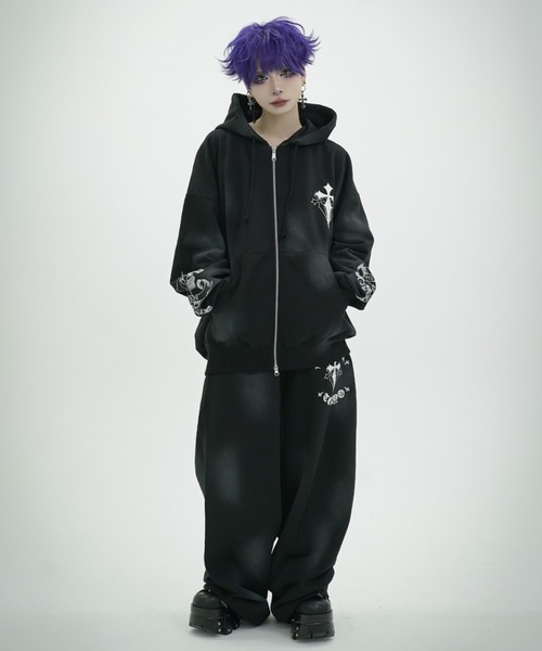 REFLEM(レフレム)の「『REFLEM/レフレム』クロス刺繍スウェットワイドパンツ(スウェットパンツ・レディース・ホワイト/グレー/ブラック×パープル/ピンク/ブラック×ホワイト・FREE)」の13枚目の写真