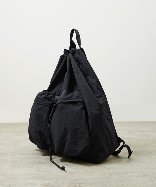 SLOW（スロウ）の「SLOW スロウ / Span nylon draw string day pack 撥水スパンナイロンドローストリングデイパック リュックサック / 586S127P（バックパック/リュック・メンズ・グレー/ブラック・FREE）」の2枚目の写真